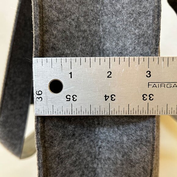 Grey Felt Tote Bag by Australian lifestyle brand kikki.K - Picture 10 of 16